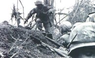 Voják 5. batalionu 7. kavalérie v bitvě o Hue (1968)