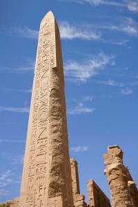 Obelisk Thutmose I. v Karnaku (foto: Michael Cavén)